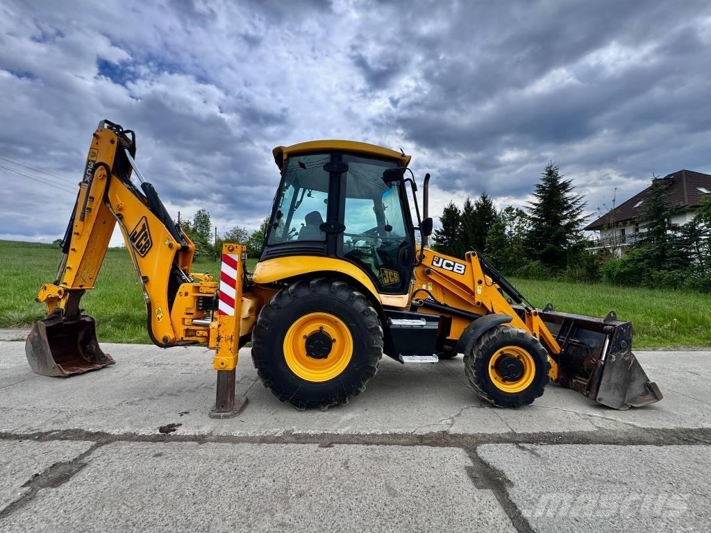 JCB 3 CX Backhoe