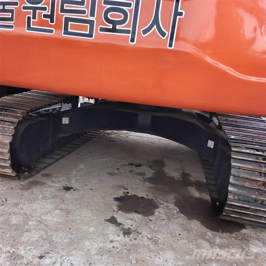 Doosan DX 300 LC Crawler excavators