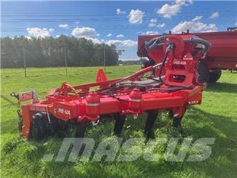 He-Va Sub-Tiller Chisel ploughs