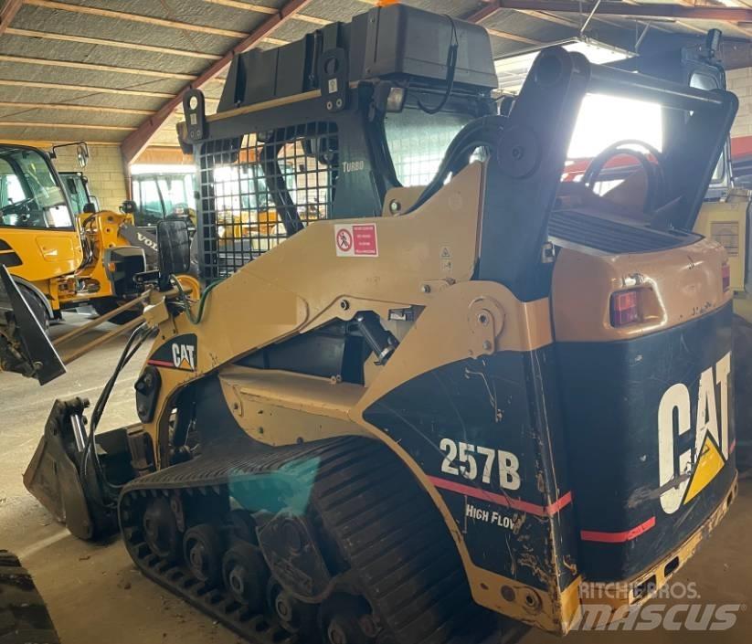 CAT 257B Skid steer loaders