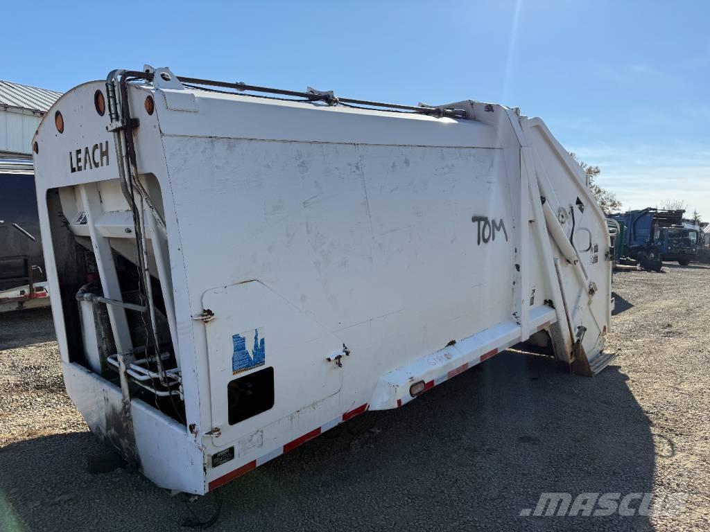  Leach Alpha III Waste trucks