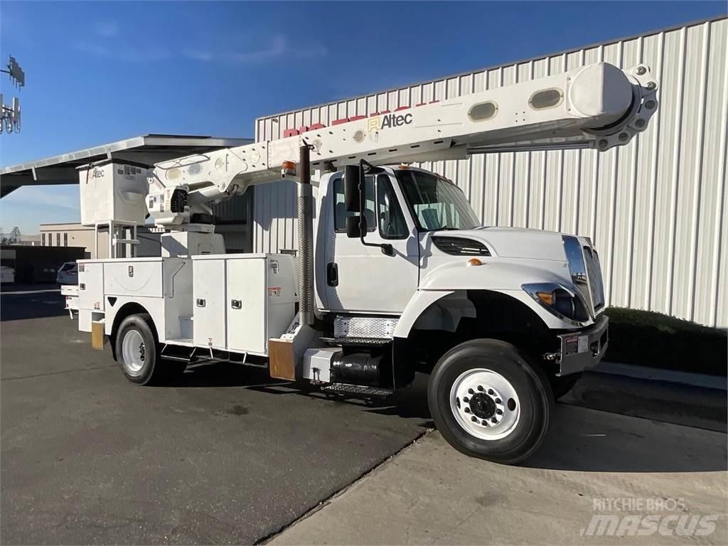 Altec AM55 Truck mounted platforms