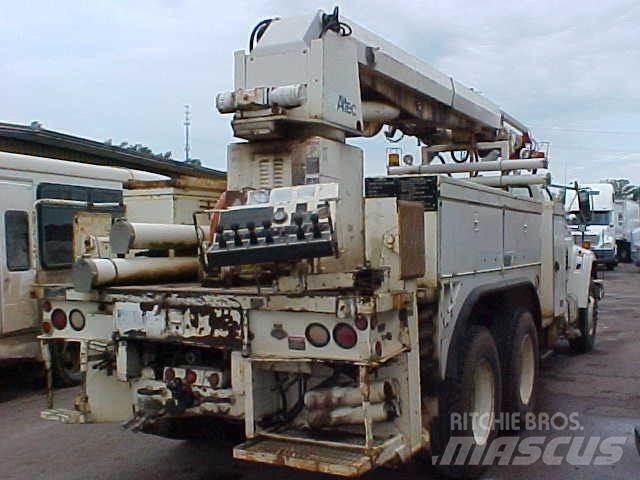 Altec D1000BR Truck mounted drill rig