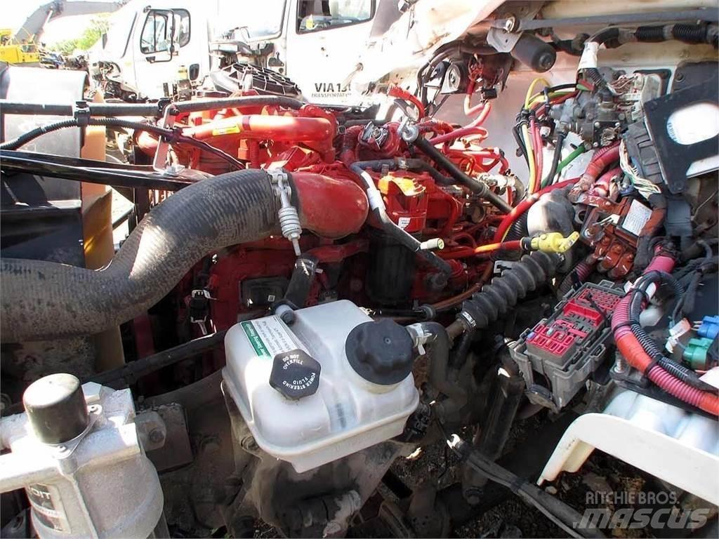 Altec DC47TR Truck mounted drill rig
