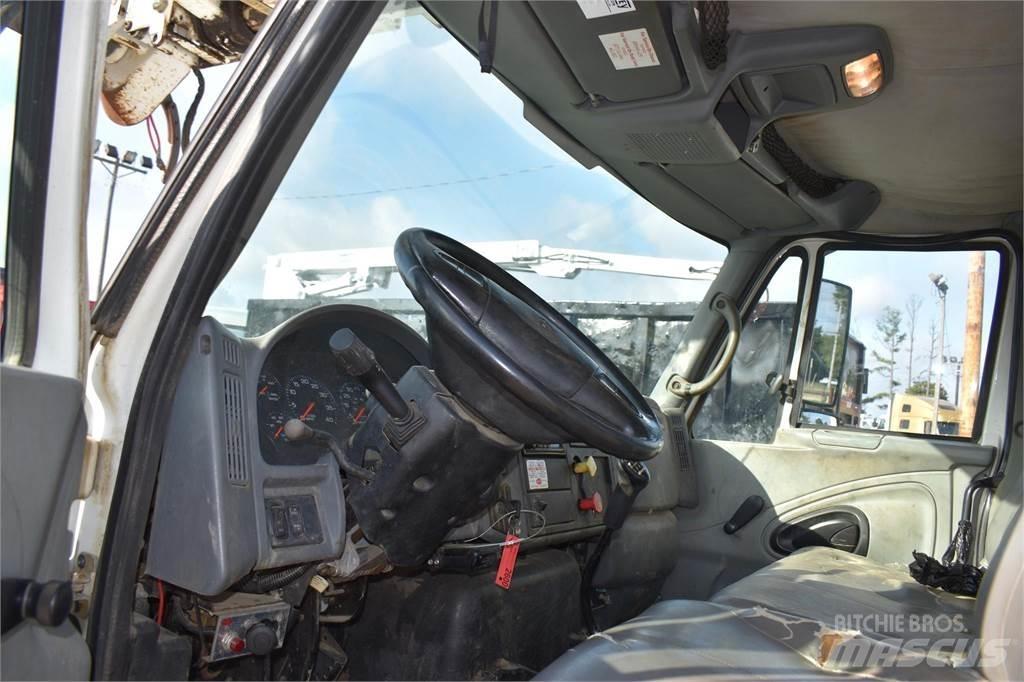 Altec DM47TR Truck mounted drill rig