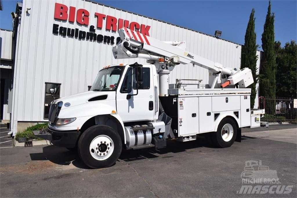 Altec TA41M Truck mounted platforms