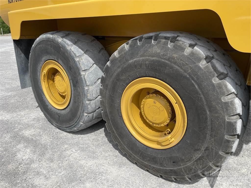 Bell B30E Articulated Haulers