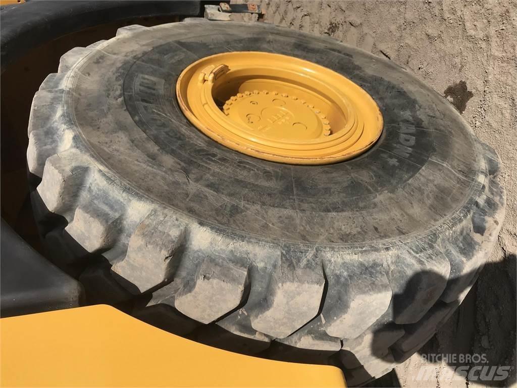 Bell B45E Articulated Haulers