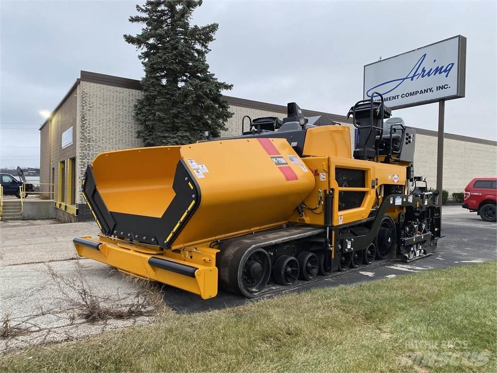 Blaw-Knox P7110B Asphalt pavers