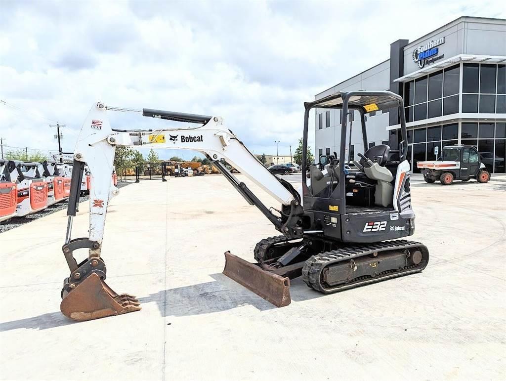 Bobcat E32I Mini excavators < 7t (Mini diggers)