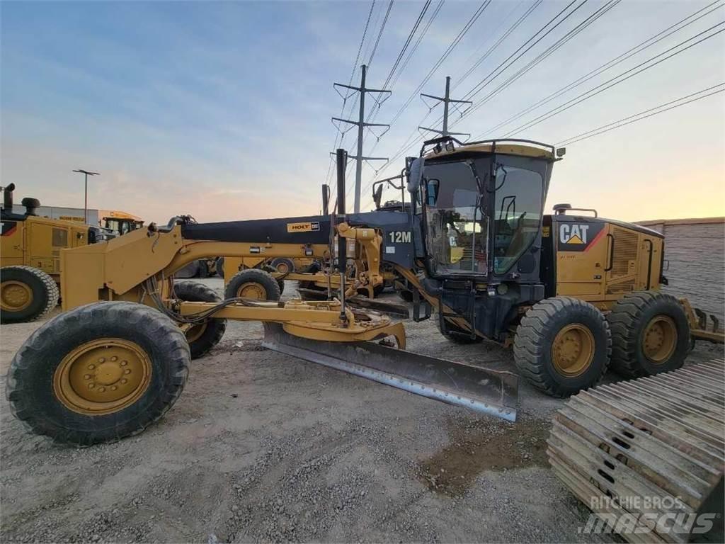 CAT 12M Graders