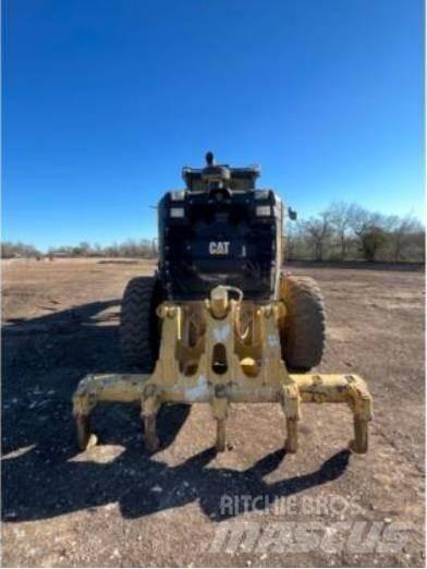 CAT 140M2 Graders