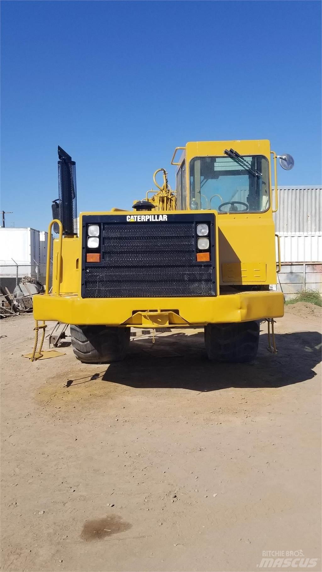 CAT 611 Tanker trailers