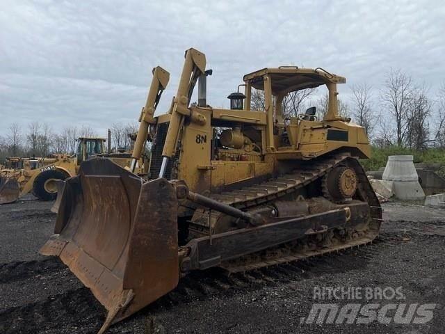 CAT D8N Crawler dozers