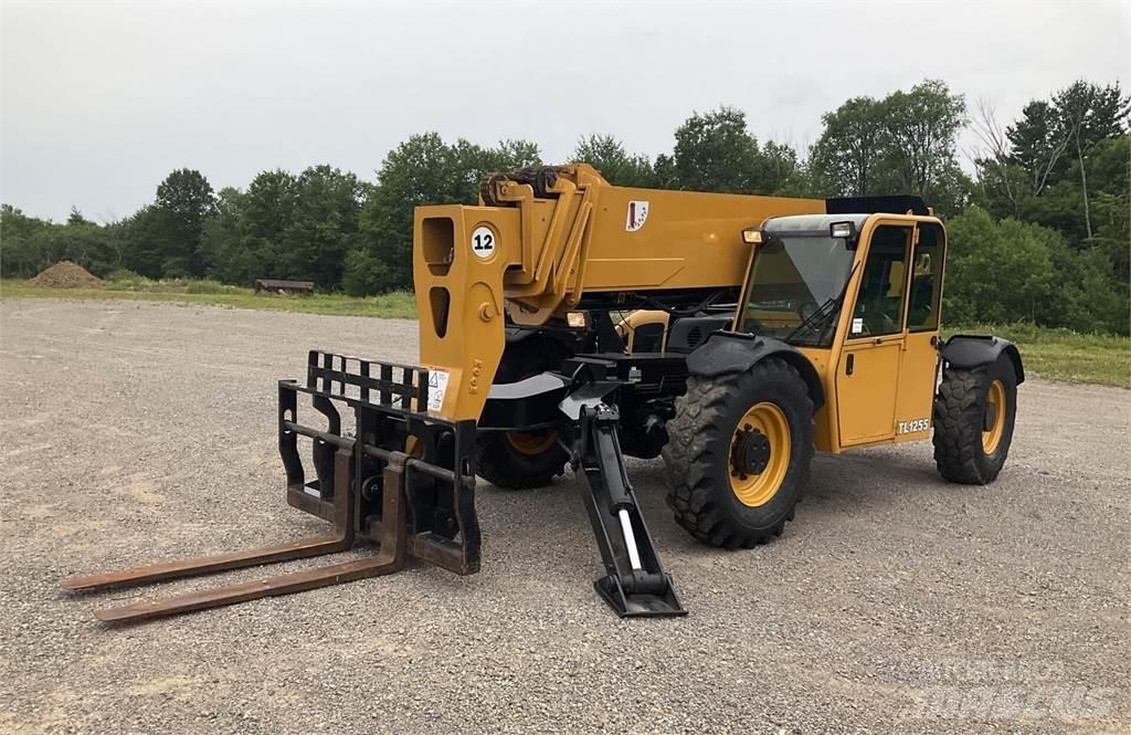 CAT TL1255 Telescopic handlers