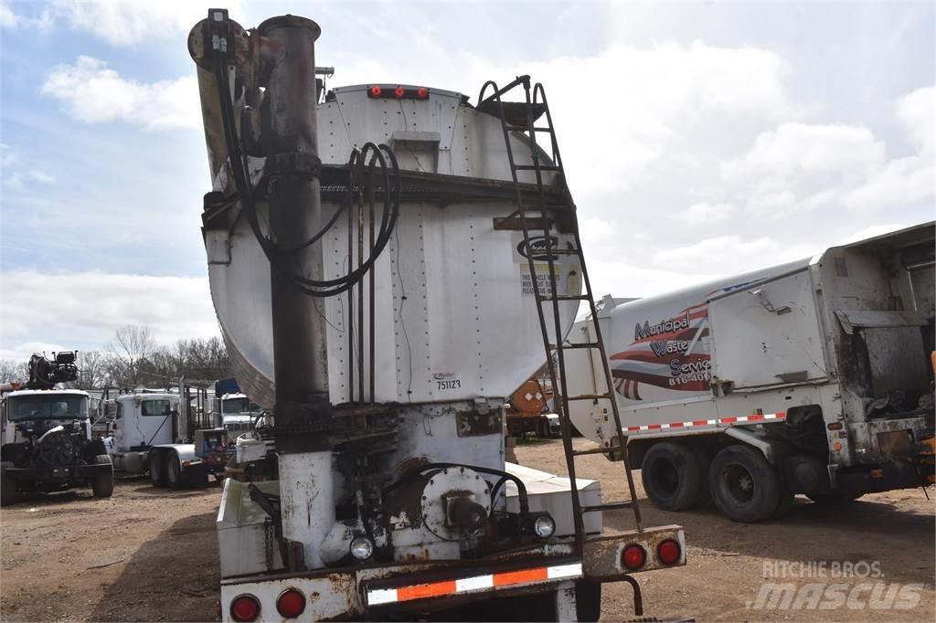  CRESCENT Tanker trailers