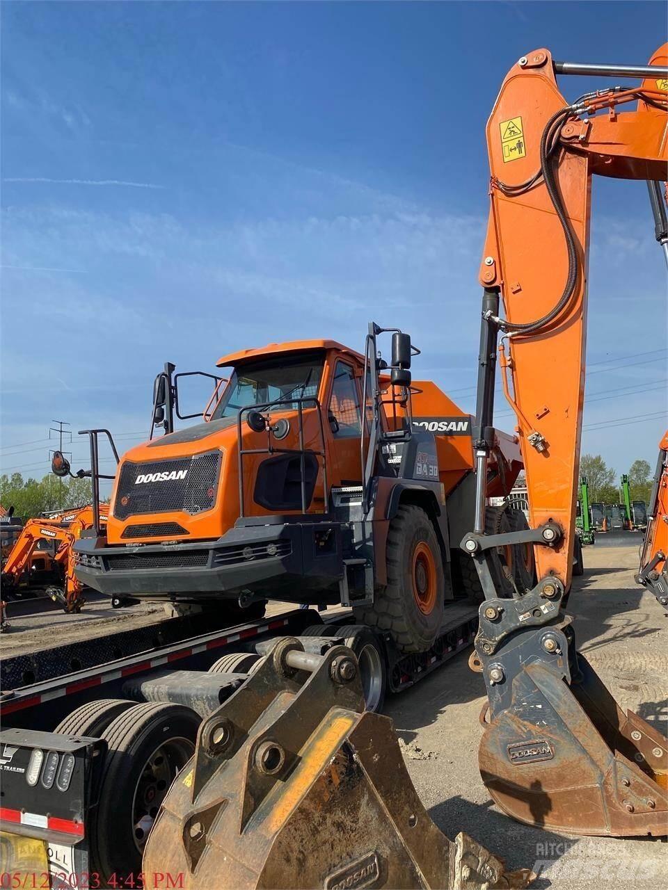 Develon DA30-5 Articulated Haulers