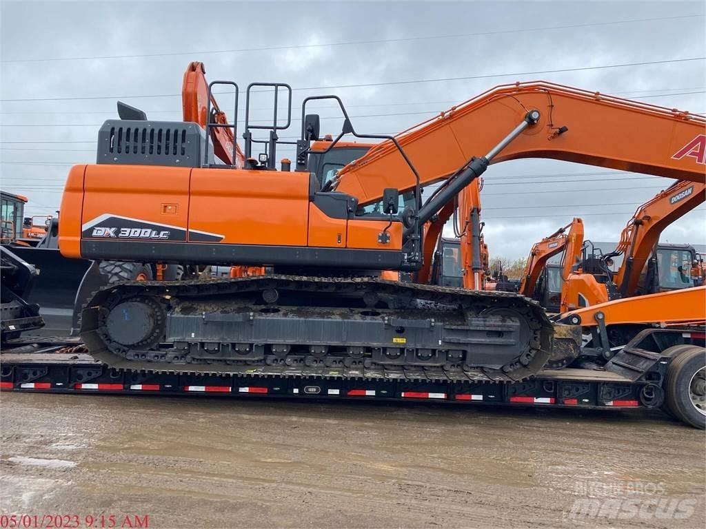 Doosan DX300 LC Crawler excavators