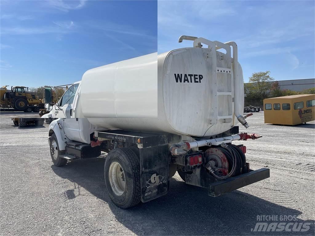 Ford F650 XL SD Water bowser