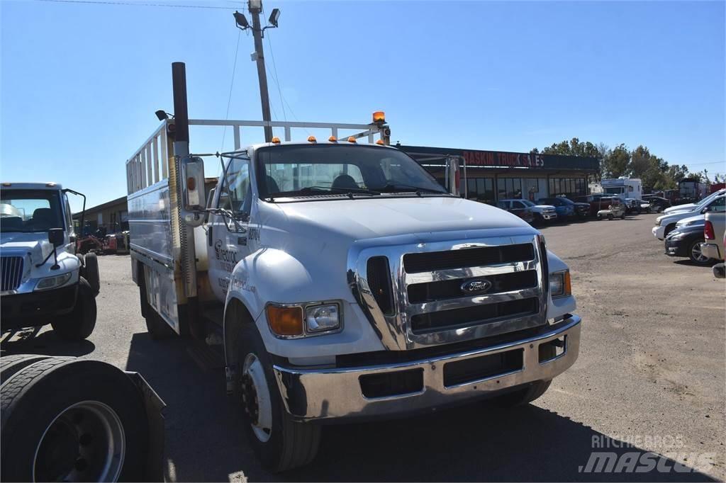 Ford F750 Municipal / general purpose vehicles