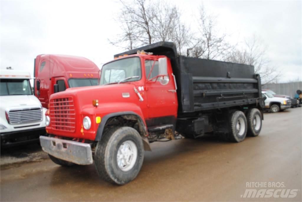Ford L8000 Tipper trucks