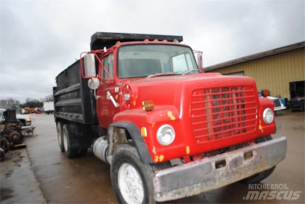 Ford L8000 Tipper trucks