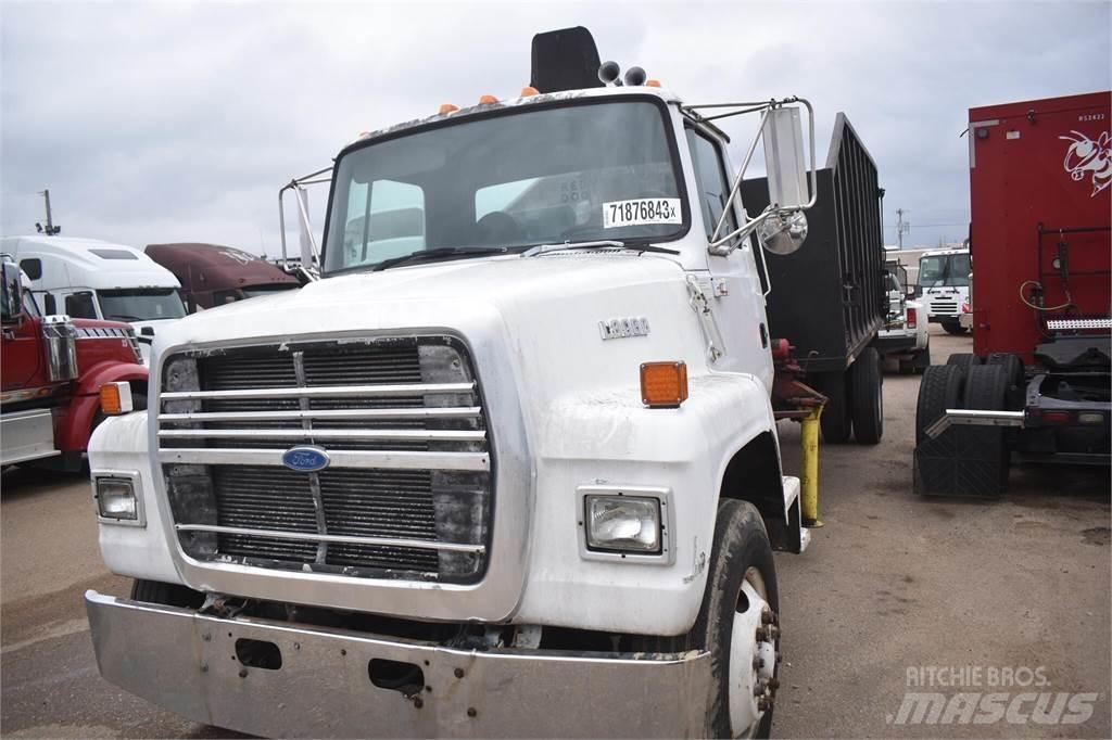 Ford L8000 Truck mounted cranes