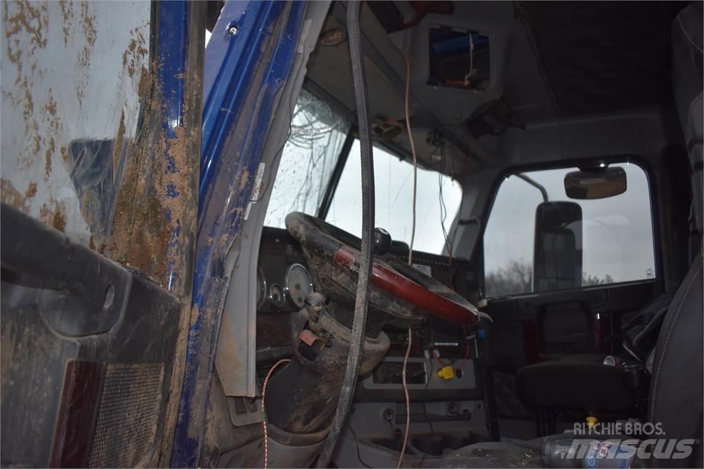 Freightliner 122SD Tipper trucks