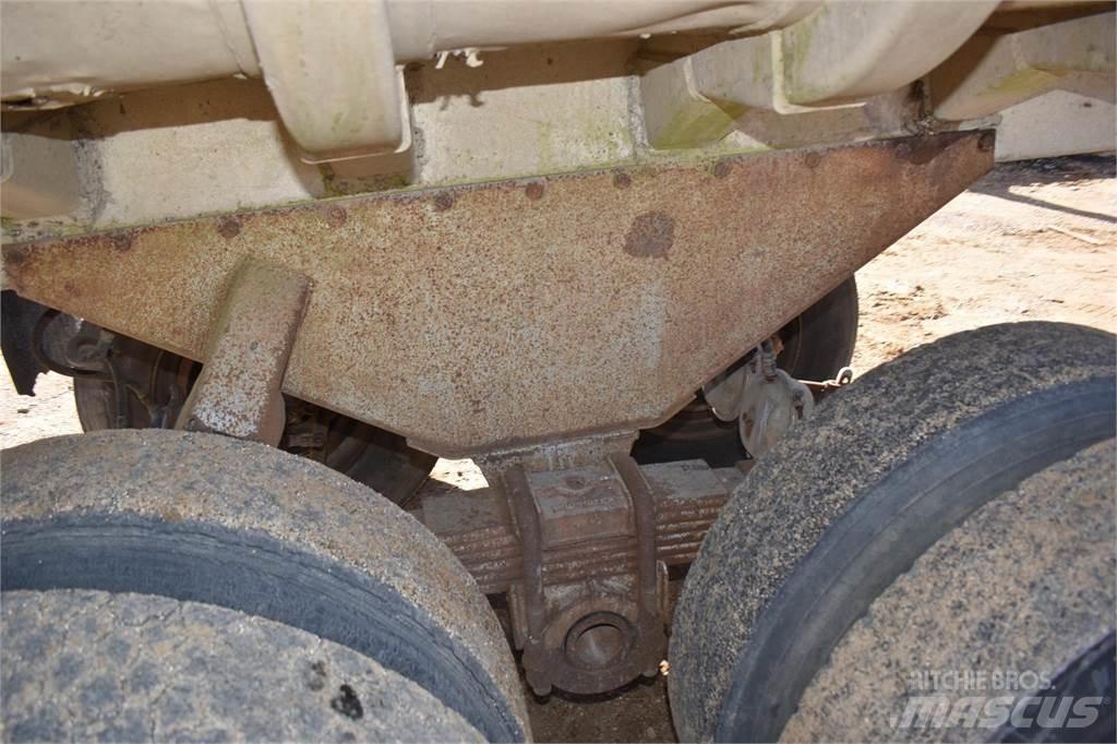 Fruehauf  Tipper trailers