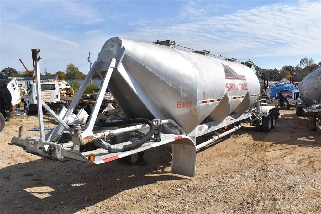 Fruehauf  Tanker trailers