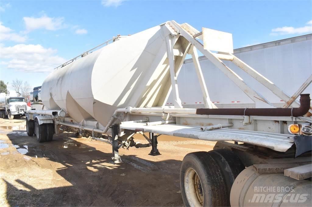 Fruehauf  Tanker trailers