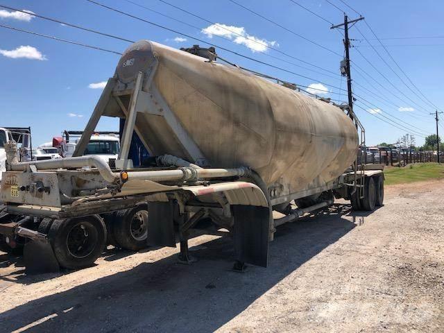 Fruehauf  Tanker trailers