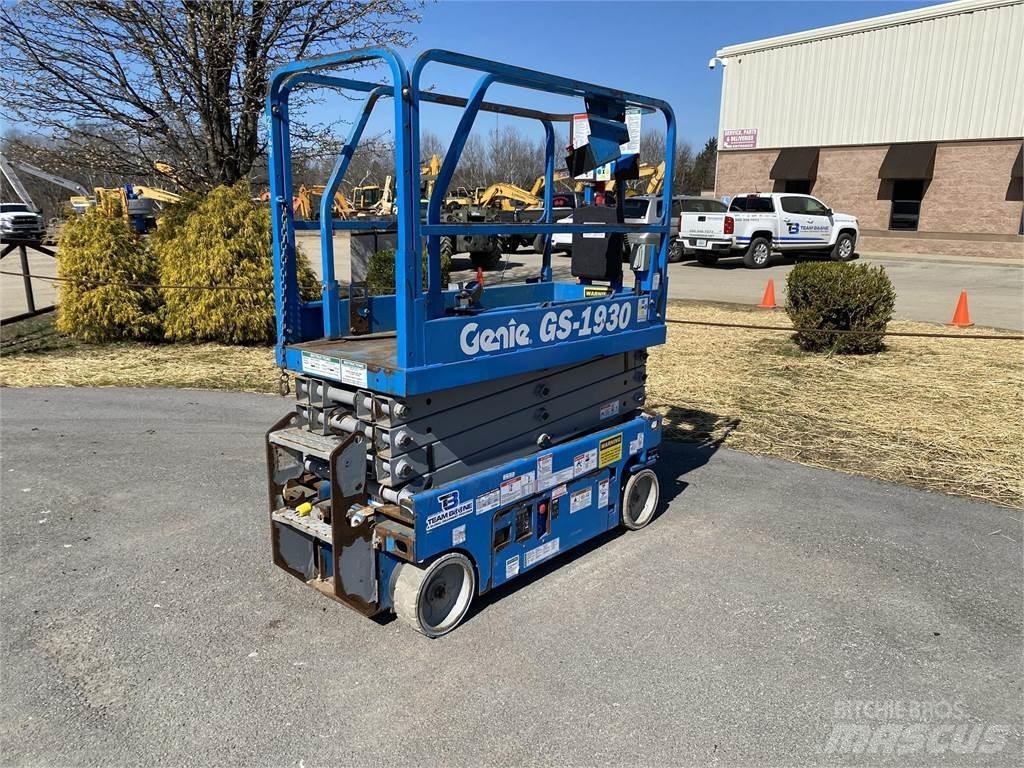 Genie GS1930 Scissor lifts