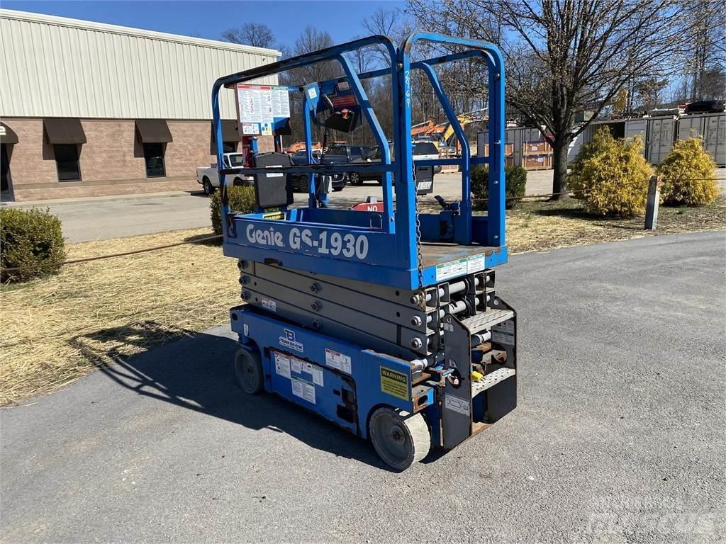 Genie GS1930 Scissor lifts