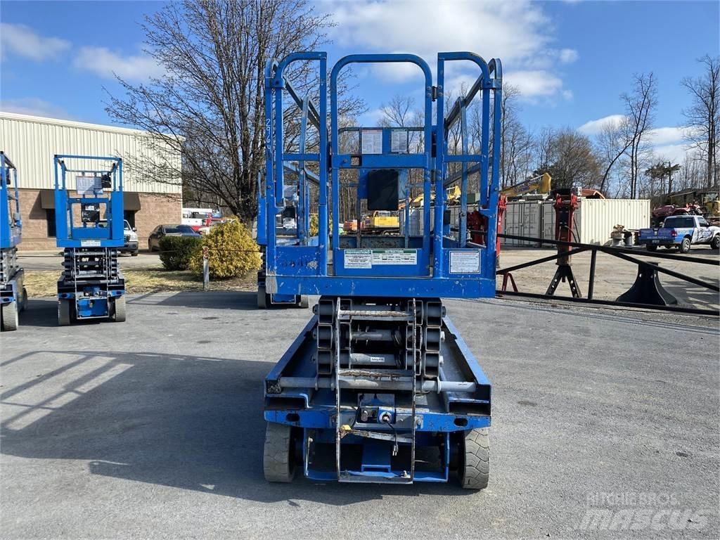 Genie GS2646 Scissor lifts