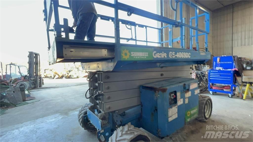 Genie GS4069DC Scissor lifts