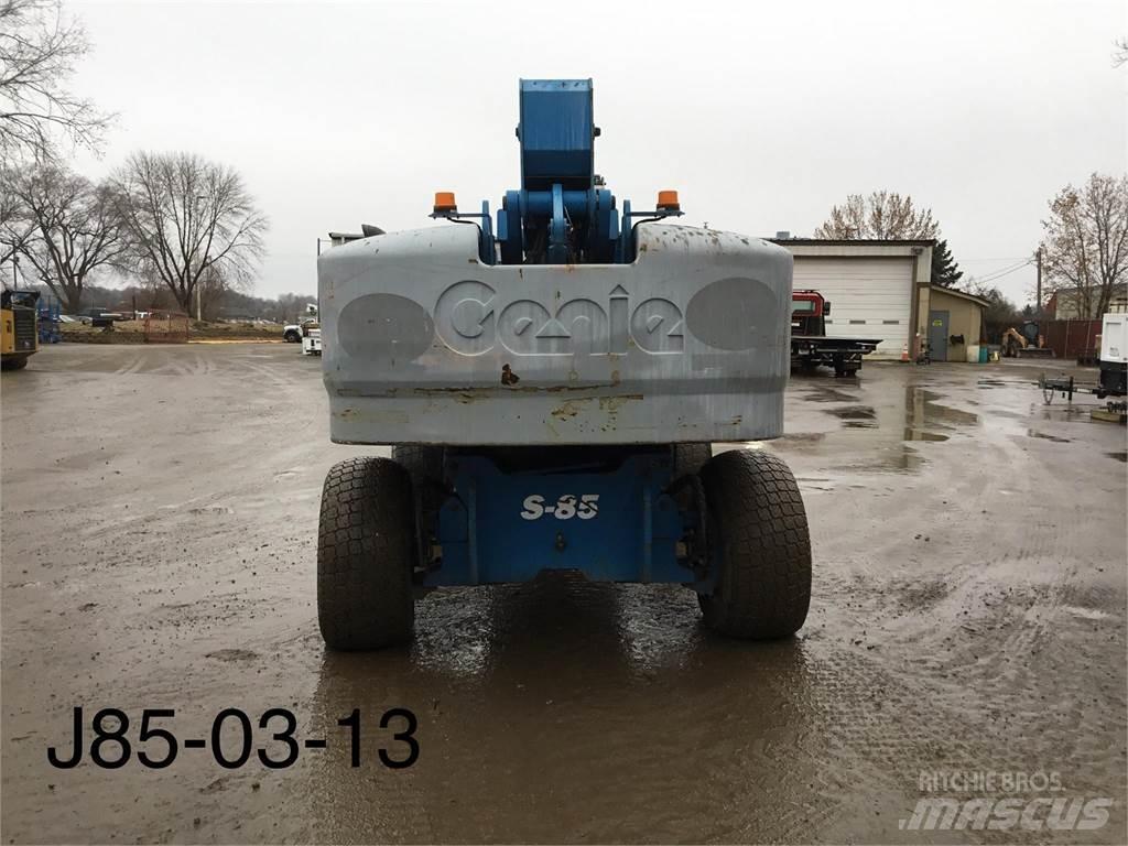 Genie S85 Telescopic boom lifts
