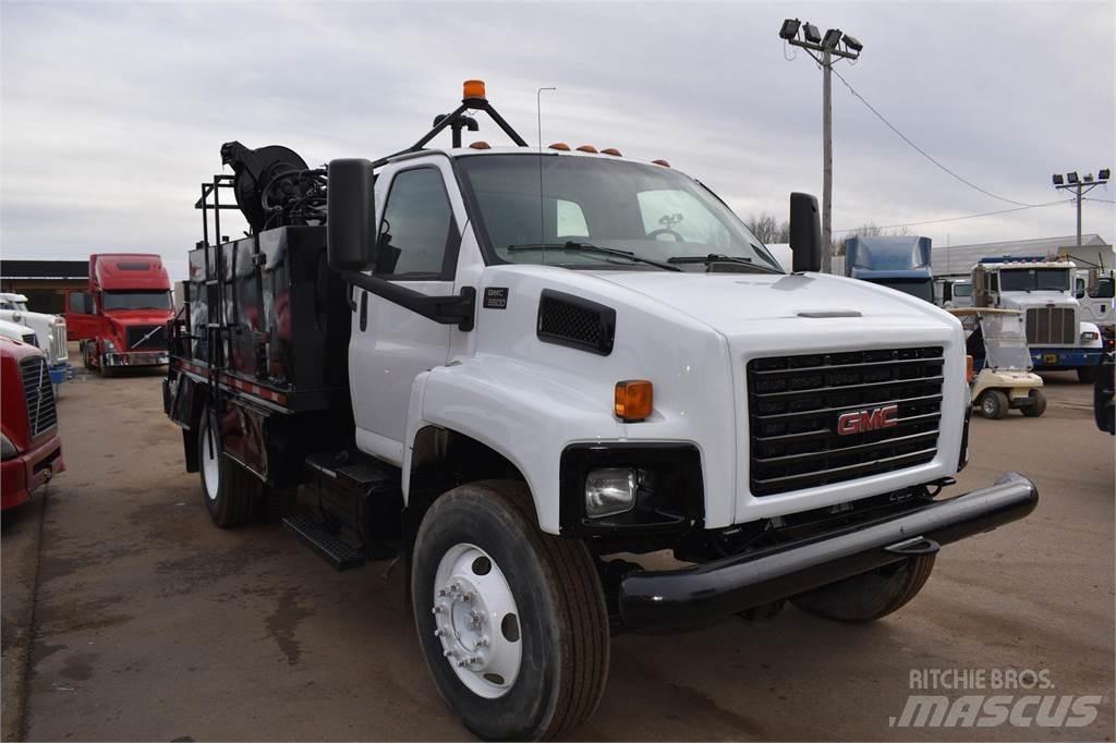 GMC TOPKICK C6500 Tanker trucks