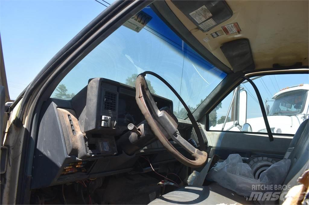 GMC TOPKICK C7500 Tipper trucks