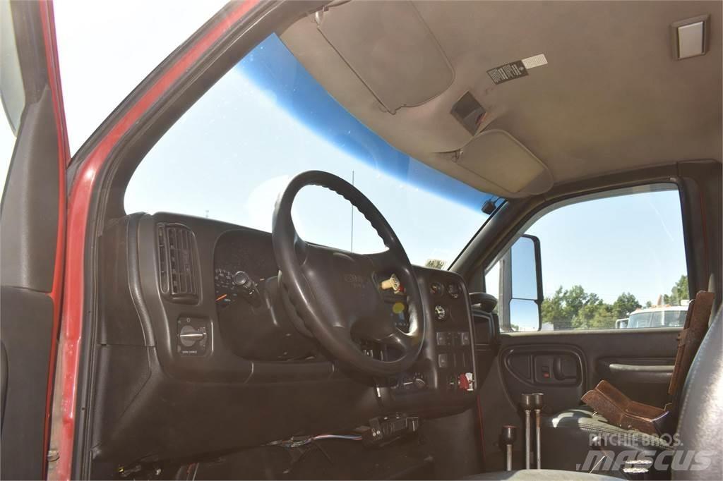 GMC TOPKICK C8500 Tipper trucks