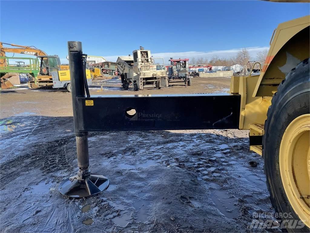 Grove RT633C Rough terrain cranes