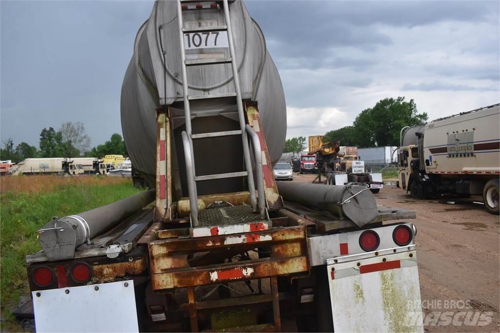 Heil  Tanker trailers