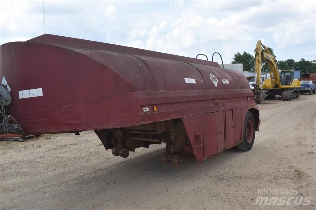 Heil  Tanker trailers