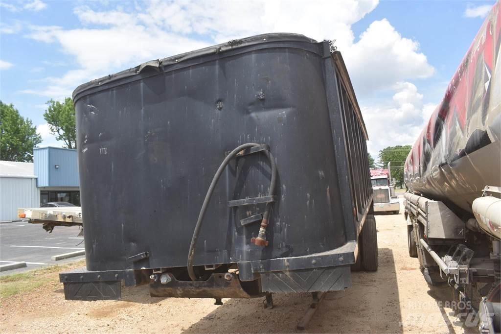 Hilbilt  Tipper trailers