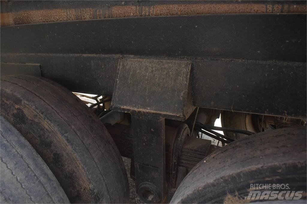 Hilbilt  Tipper trailers