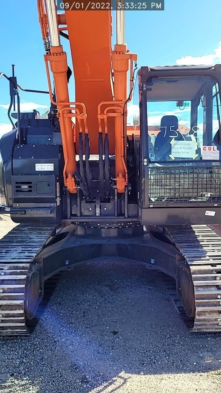 Hitachi ZX225US-6 Crawler excavators