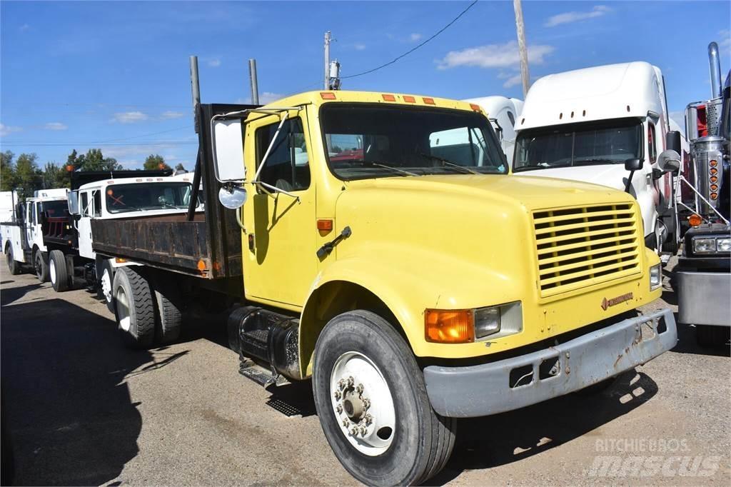 International 4900 Tipper trucks