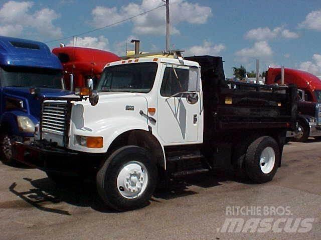 International 4900 Tipper trucks