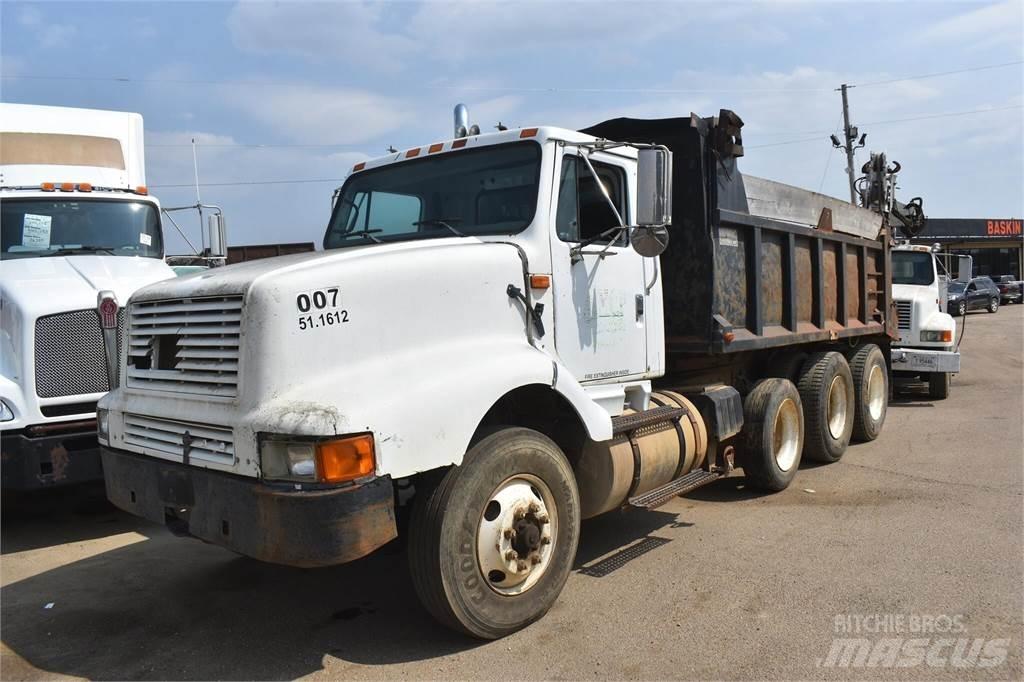 International 8200 Tipper trucks