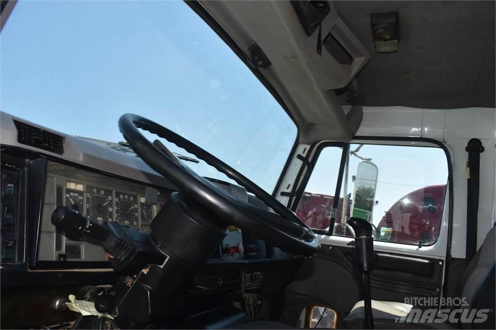 International 8200 Tipper trucks